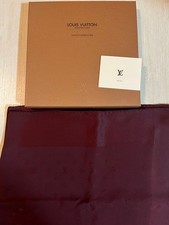 Echarpe carrée LOUIS VUITTON