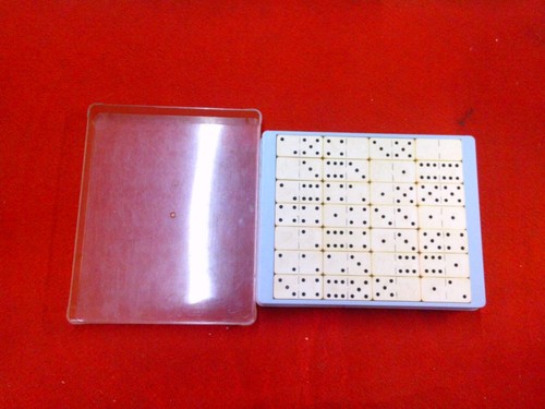 Jeu dominos plastique - de,