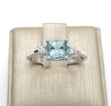 Bague En Or Blanc 18 CT 750