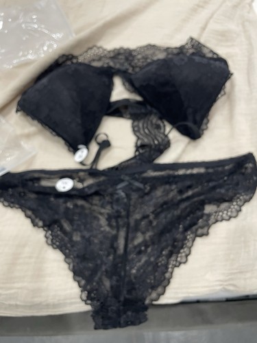 Victoria secret ensemble - victoria's,
