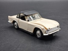 Vintage Norev Triumph TR5 Les