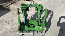 RELEVAGE AVANT JOHN DEERE 6155M