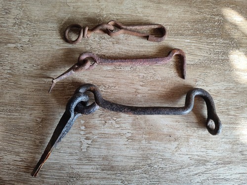 Lot anciens crochets porte - crochets,
