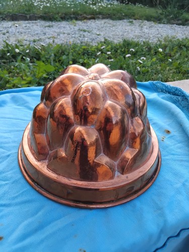Ancien gros moule gâteau - à,