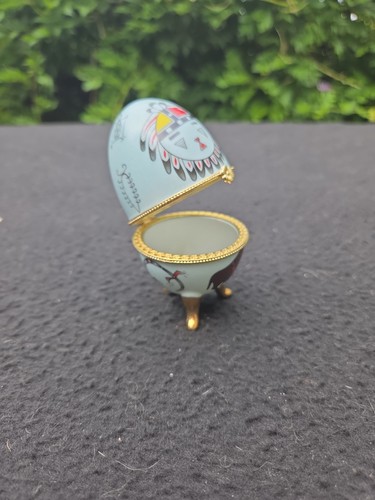 Oeuf porcelaine pilulier - oeuf, en