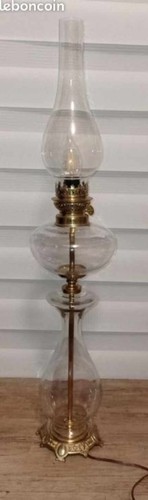 Grande lampe petrole en - grande,