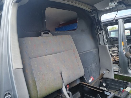Cloison interieur cabine - cloison,