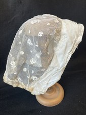 Ancienne Coiffe brodée