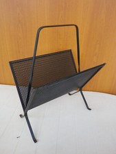 Porte revues tôle perforée