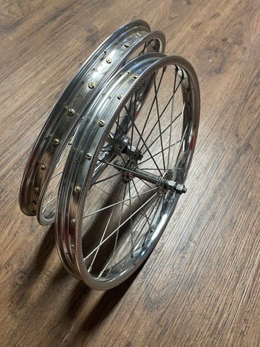 Paire roues rigida - paire,