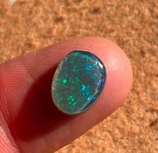 Dark crystal doublet opal - crystal,