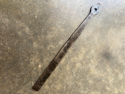 Ancienne barre fer - forgé, pour