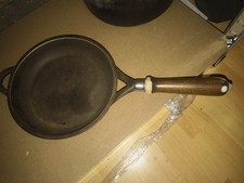 Petit poêlon ancien PUROFOND