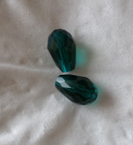 Perles verre goutte - goutte, a