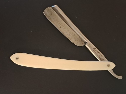 Coupe choux grelot - coupe-choux, le