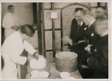 SEVRES c. 1930 - Manufacture