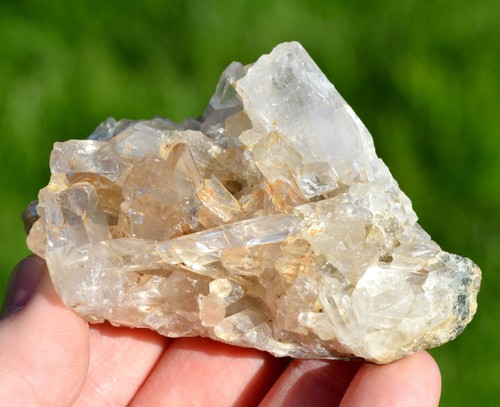 Quartz 158 grammes vizille - 158,