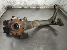 8D0407258AE pivot de fusée