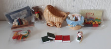 OBJETS MINIATURES THEME CHAMBRE D'ENFANT