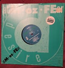 ATMOSPHÈRE FEAT MAE B  ´´