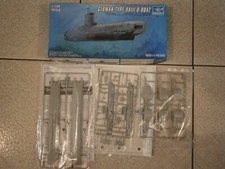 MAQUETTE SOUS MARIN ALLEMAND GERMAN TYPE XXIII U-BOAT TRUMPETER 1/144