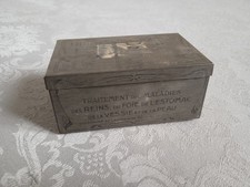 Boîte métal ancienne - , "