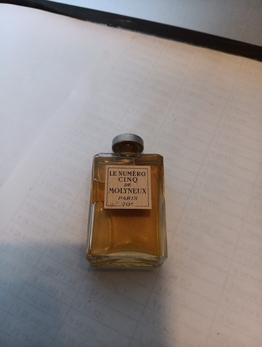 Parfum numero cinq - parfum, molyneux