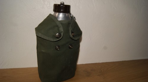 Gourde ceinturon armée - et,