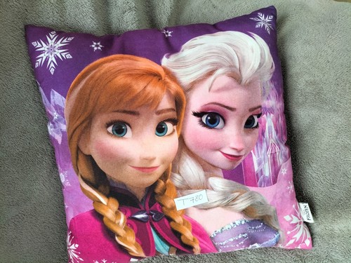 Peluche t780 coussin - coussin, reine