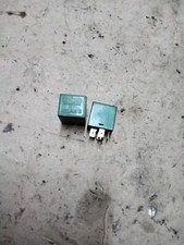 Relais  mixo  relais 8 fiat alfa référence 76737