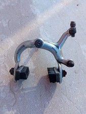 Étrier de frein avant