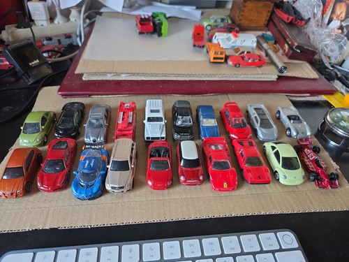 Lot voitures mc toys - de, 20