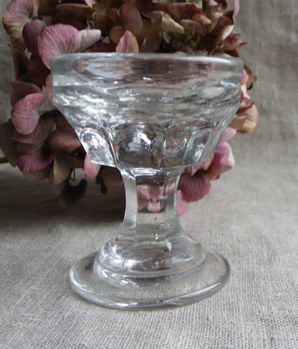 Ancien verre liqueur - verre, À