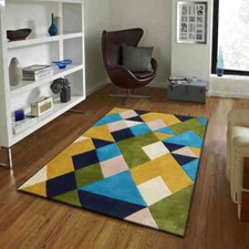 Tapis touffeté multicolore à