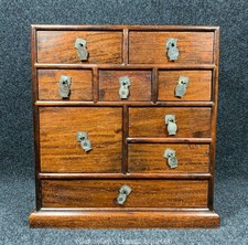 12 "Meubles de sculpture à la main en bois 8 tiroirs Armoire de bijoux