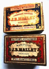 2 boîtes de plumes à encre