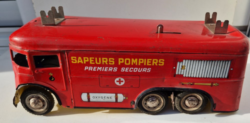 Camion pompier premier secours - camion,
