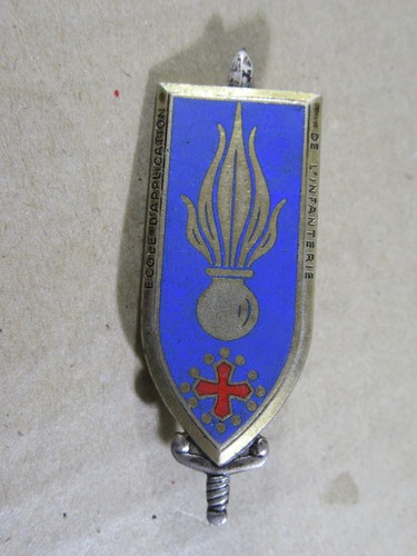 Insigne militaire ecole - insigne,