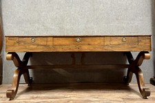 Très grand bureau de centre époque Charles X en palissandre et citronnier