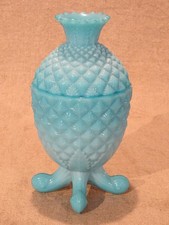 Bonbonnière sucrier en opaline bleue  ananas    Portieux  Vallerysthal