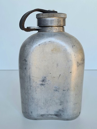 Gourde militaire aluminium - , et