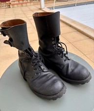 Bottes cuir noir RANGERS P. 44 ARMEE FRANCAISE et légion Grenoble militaria