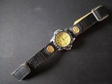 A SAISIR MONTRE BRACELET FEMME  - VINTAGE CLUB MED -Plongée 50 m-  TRES BON ETAT