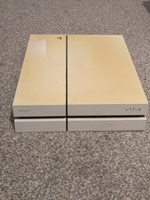 Console Playstation 4 blanche
