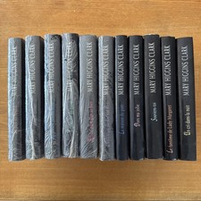 LOT DE 11 LIVRES I MARY