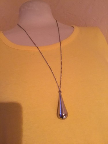 Très beau collier agatha - très,