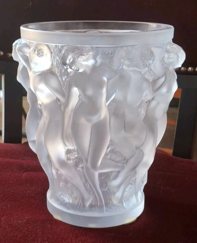 Lalique frosted crystal large - lalique, 'large