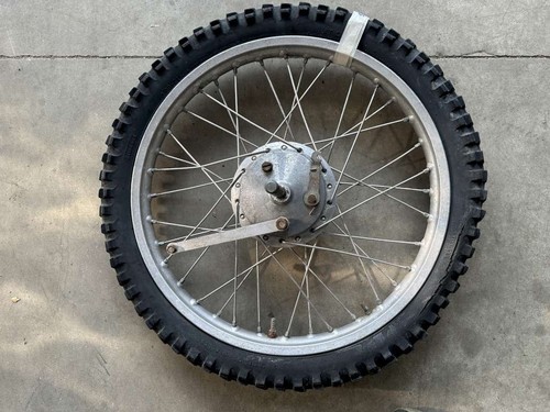 Roue avant akront - roue, trous