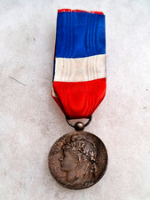 Une médaille d'Honneur du