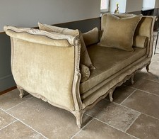 LIT DE REPOS STYLE LOUIS XV, RÉPLIQUE MAGNIFIQUE ,ÉTAT PARFAIT.